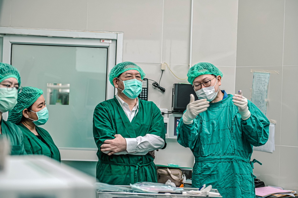 First clinical surgery MedBot Toumai Surgical Robot successfully completed