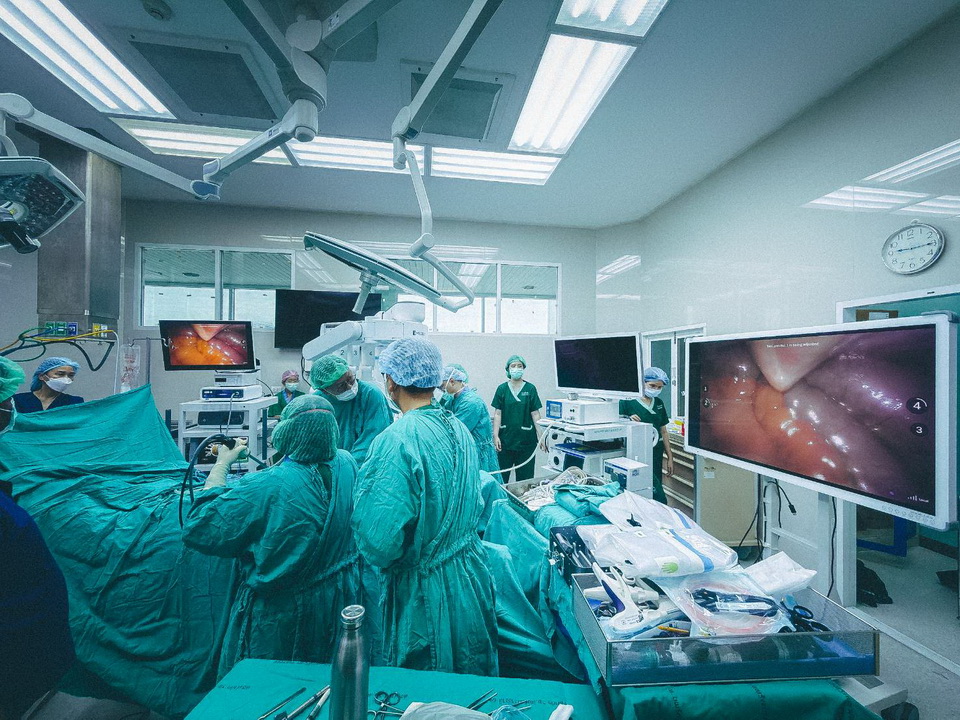 First clinical surgery MedBot Toumai Surgical Robot successfully completed